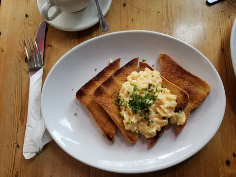 Scrambled eggs toast Scrambled eggs toast